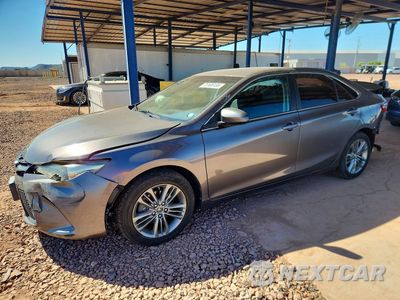 2017 TOYOTA CAMRY SE 4T1BF1FK2HU413009 - główne zdjęcie licytacji z USA - miniatura