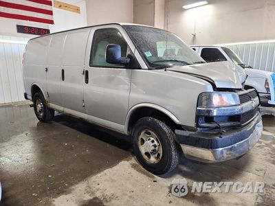 Czwarte zdjęcie samochodu z boku: 2008 CHEVROLET EXPRESS G2500 VIN:1GCGG25C381177124 - miniatura