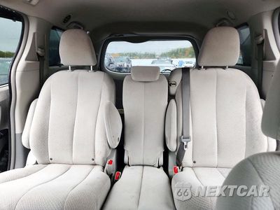 Zdjęcie 10 z 14 samochodu: 2013 TOYOTA SIENNA LE VIN:5TDKK3DC8DS342470 - miniatura