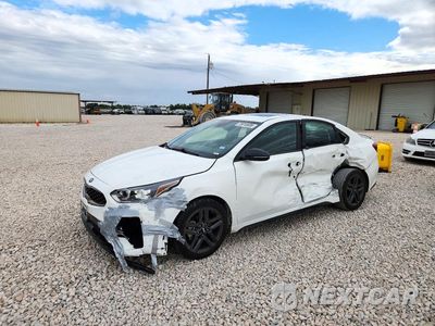 2021 KIA FORTE GT LINE 3KPF34AD7ME410172 - główne zdjęcie licytacji z USA - miniatura