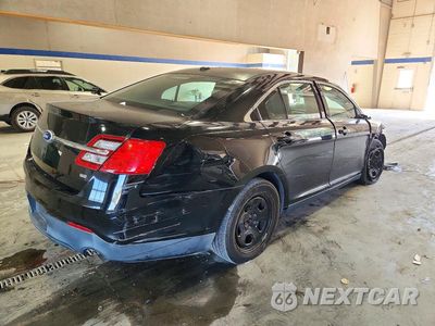Trzecie zdjęcie samochodu z tyłu: 2013 FORD TAURUS POLICE INTERCEPTOR VIN:1FAHP2M85DG121572 - miniatura
