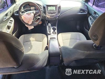 Zdjęcie 8 z 12 samochodu: 2017 CHEVROLET CRUZE LT VIN:1G1BE5SM9H7238299 - miniatura