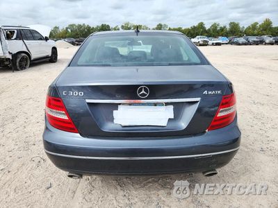 Zdjęcie 6 z 12 samochodu: 2013 MERCEDES-BENZ C 300 4MATIC VIN:WDDGF8ABXDG080759 - miniatura