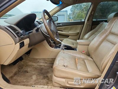 Zdjęcie 7 z 13 samochodu: 2007 HONDA ACCORD EX VIN:1HGCM66537A094131 - miniatura