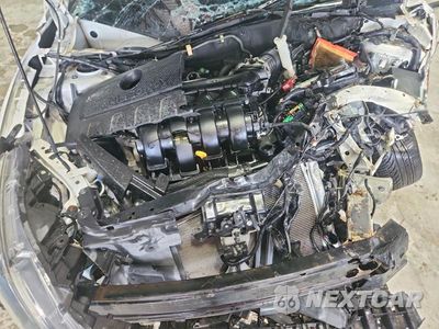 Zdjęcie 11 z 12 samochodu: 2017 NISSAN SENTRA S VIN:3N1AB7APXHY259022 - miniatura