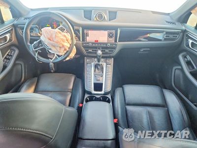 Zdjęcie 8 z 13 samochodu: 2020 PORSCHE MACAN VIN:WP1AA2A5XLLB06755 - miniatura