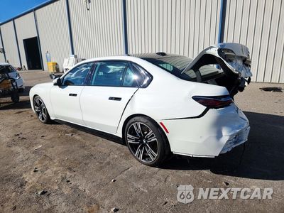 Drugie zdjęcie samochodu z przodu: 2024 BMW I7 XDRIVE60 VIN:WBY53EJ09RCP70474 - miniatura