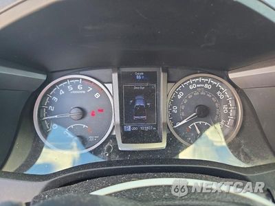 Zdjęcie 9 z 12 samochodu: 2018 TOYOTA TACOMA SR5 V6 VIN:5TFAZ5CN4JX064565 - miniatura
