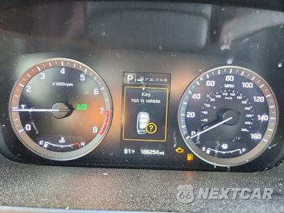 Zdjęcie 9 z 12 samochodu: 2015 HYUNDAI SONATA LIMITED VIN:5NPE34AFXFH258769 - miniatura
