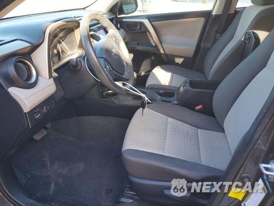 Zdjęcie 7 z 13 samochodu: 2015 TOYOTA RAV4 LE VIN:JTMZFREV1FJ024891 - miniatura