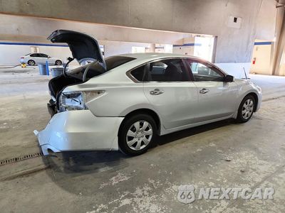 Trzecie zdjęcie samochodu z tyłu: 2015 NISSAN ALTIMA 2.5 S VIN:1N4AL3APXFN372309 - miniatura