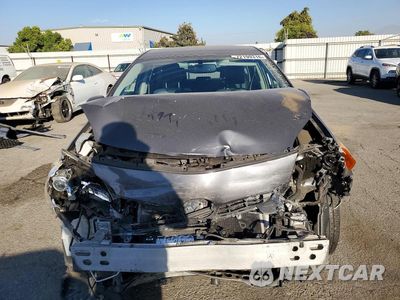Piąte zdjęcie samochodu w środku: 2012 TOYOTA PRIUS FOUR VIN:JTDKN3DU1C1529982 - miniatura