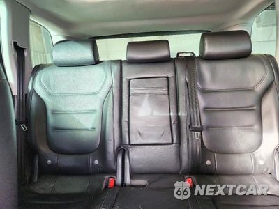 Zdjęcie 10 z 13 samochodu: 2012 VOLKSWAGEN TOUAREG V6 TDI VIN:WVGFK9BP6CD000516 - miniatura