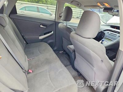 Zdjęcie 10 z 12 samochodu: 2011 TOYOTA PRIUS TWO VIN:JTDKN3DU5B0315274 - miniatura