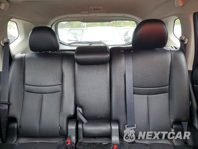Zdjęcie 10 z 14 samochodu: 2018 NISSAN ROGUE S VIN:5N1AT2MV6JC706995 - miniatura
