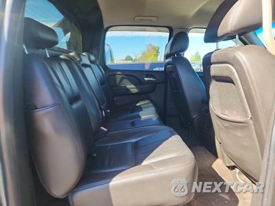 Zdjęcie 10 z 12 samochodu: 2010 CHEVROLET AVALANCHE LT VIN:3GNVKFE00AG129839 - miniatura