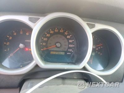 Zdjęcie 9 z 13 samochodu: 2004 TOYOTA 4RUNNER SR5 VIN:JTEZU14RX48011245 - miniatura