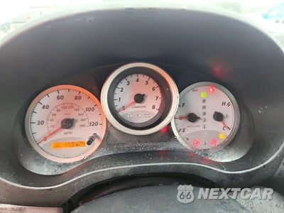 Zdjęcie 9 z 14 samochodu: 2005 TOYOTA RAV4 BASE VIN:JTEHD20V756023273 - miniatura