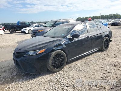 2019 TOYOTA CAMRY SE 4T1B11HK8KU748827 - główne zdjęcie licytacji z USA - miniatura