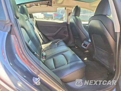 Zdjęcie 10 z 13 samochodu: 2023 TESLA MODEL 3 VIN:5YJ3E1EA5PF707581 - miniatura