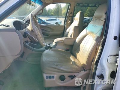 Zdjęcie 7 z 13 samochodu: 1998 FORD EXPEDITION VIN:1FMPU18L5WLA55943 - miniatura