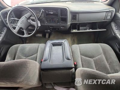 Zdjęcie 8 z 13 samochodu: 2004 CHEVROLET SILVERADO K2500 HEAVY DUTY VIN:1GCHK23U44F233387 - miniatura
