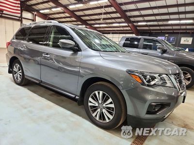 Czwarte zdjęcie samochodu z boku: 2018 NISSAN PATHFINDER SL VIN:5N1DR2MM1JC674833 - miniatura