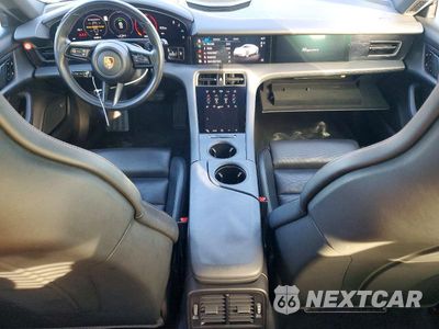 Zdjęcie 8 z 12 samochodu: 2021 PORSCHE TAYCAN 4S VIN:WP0AB2Y16MSA42581 - miniatura