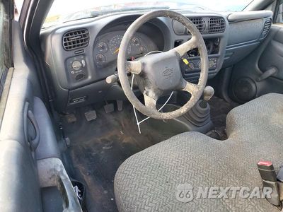 Zdjęcie 8 z 12 samochodu: 1999 CHEVROLET S TRUCK S10 VIN:1GCCS1446X8116650 - miniatura
