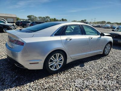 Trzecie zdjęcie samochodu z tyłu: 2015 LINCOLN MKZ HYBRID VIN:3LN6L2LU4FR628692 - miniatura