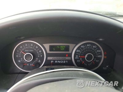 Zdjęcie 9 z 13 samochodu: 2005 FORD EXPEDITION XLT VIN:1FMPU15575LA20826 - miniatura