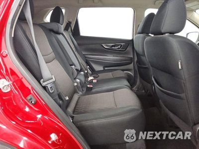 Zdjęcie 10 z 13 samochodu: 2017 NISSAN ROGUE S VIN:5N1AT2MT4HC775919 - miniatura
