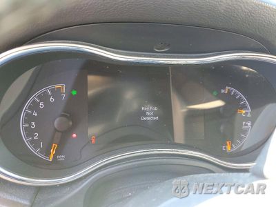 Zdjęcie 9 z 13 samochodu: 2016 JEEP GRAND CHEROKEE LIMITED VIN:1C4RJFBG2GC496929 - miniatura