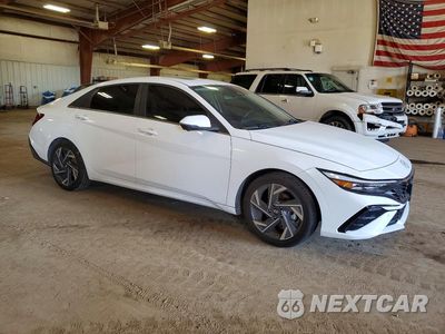 Czwarte zdjęcie samochodu z boku: 2024 HYUNDAI ELANTRA LIMITED VIN:KMHLP4DG7RU815336 - miniatura
