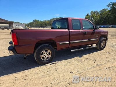 Trzecie zdjęcie samochodu z tyłu: 2002 CHEVROLET SILVERADO C1500 VIN:2GCEC19V621348197 - miniatura