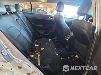 Zdjęcie 11 z 14 samochodu: 2020 KIA SPORTAGE EX VIN:KNDPN3AC2L7634108 - miniatura