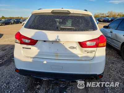 Zdjęcie 6 z 13 samochodu: 2015 MITSUBISHI OUTLANDER MAX 650 VIN:4A4AR4AU7FE052961 - miniatura