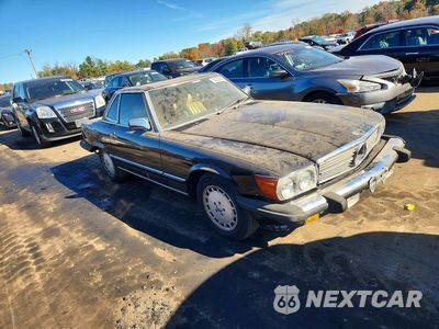 Czwarte zdjęcie samochodu z boku: 1988 MERCEDES-BENZ 560 SL VIN:WDBBA48D1JA088393 - miniatura