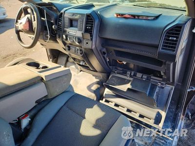 Zdjęcie 8 z 13 samochodu: 2019 FORD F150 VIN:1FTMF1EB2KKC46507 - miniatura
