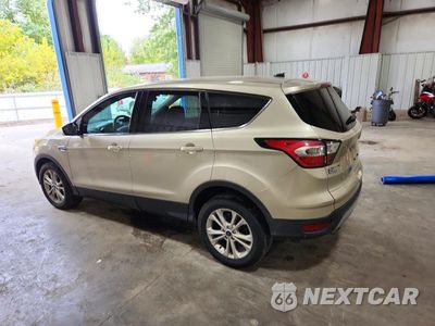 Drugie zdjęcie samochodu z przodu: 2017 FORD ESCAPE SE VIN:1FMCU0GDXHUC17615 - miniatura