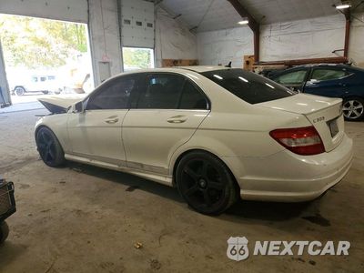 Drugie zdjęcie samochodu z przodu: 2011 MERCEDES-BENZ C 300 VIN:WDDGF5EB7BA528979 - miniatura