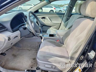 Zdjęcie 7 z 13 samochodu: 2010 TOYOTA CAMRY LE VIN:4T1BF3EKXAU101474 - miniatura