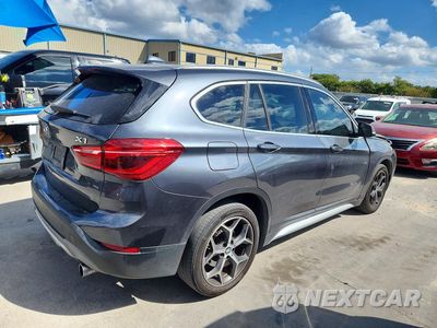 Trzecie zdjęcie samochodu z tyłu: 2018 BMW X1 SDRIVE28I VIN:WBXHU7C39J5H41697 - miniatura