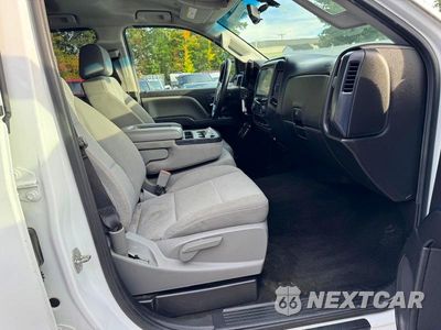 Zdjęcie 9 z 12 samochodu: 2018 GMC SIERRA K1500 VIN:1GTV2LEC7JZ226764 - miniatura