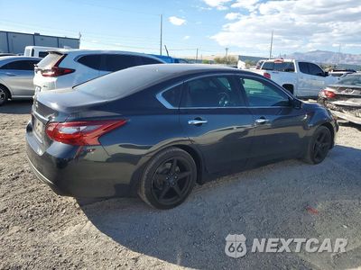 Trzecie zdjęcie samochodu z tyłu: 2018 NISSAN ALTIMA 2.5 S VIN:1N4AL3AP9JC177838 - miniatura