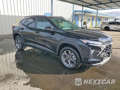 Czwarte zdjęcie samochodu z boku: 2026 CHEVROLET TRAX 1LT VIN:KL77LHEP1TC270185 - miniatura