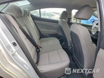 Zdjęcie 10 z 12 samochodu: 2019 HYUNDAI ELANTRA SE VIN:KMHD74LF0KU775314 - miniatura
