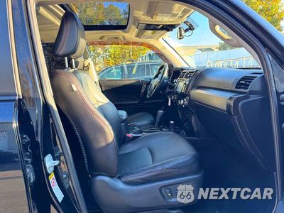 Zdjęcie 9 z 11 samochodu: 2016 TOYOTA 4RUNNER TRAIL PREMIUM VIN:JTEBU5JR8G5277902 - miniatura