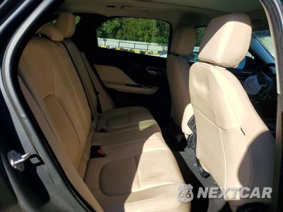 Zdjęcie 11 z 14 samochodu: 2017 JAGUAR F-PACE PREMIUM VIN:SADCJ2BN4HA490256 - miniatura