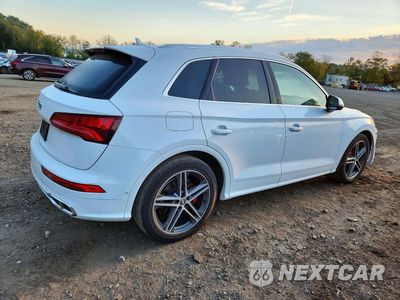 Trzecie zdjęcie samochodu z tyłu: 2019 AUDI SQ5 VIN:WA1C4AFY4K2040457 - miniatura